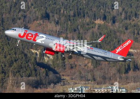 Innsbruck, Autria - 29. Dezember 2025: Jet2 Holidays A321 Stockfoto