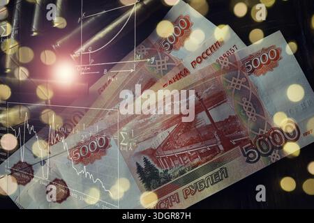 Kugeln liegen auf der Geldspitze Stockfoto