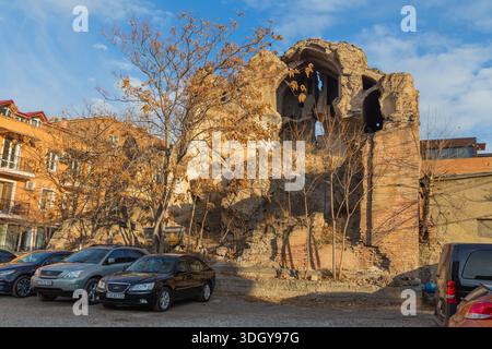 Ruinen der armenischen Kirche des Roten Evangeliums, 1808, Altstadt, Tiflis, Georgien Stockfoto