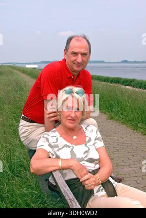 Roy Rennhack ARCHIV: Heinz Rennhack Schauspieler Heinz Rennhack mit seiner Ehefrau ...