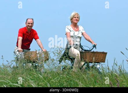Roy Rennhack ARCHIV: Heinz Rennhack Schauspieler Heinz Rennhack mit seiner Ehefrau ...