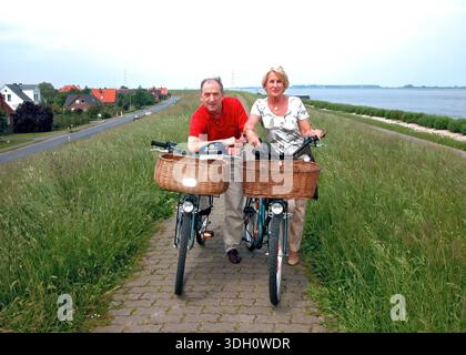 Roy Rennhack ARCHIV: Heinz Rennhack Schauspieler Heinz Rennhack mit seiner Ehefrau ...