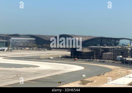 Doha, Katar - 5. Januar 2026: Im Hamad International Airport of Arrival Lounge Doha, Katar Stockfoto