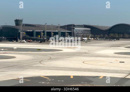 Doha, Katar - 5. Januar 2026: Im Hamad International Airport of Arrival Lounge Doha, Katar Stockfoto