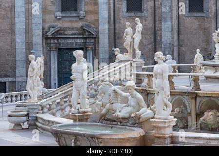 Piazza Pretoria, Palermo, Sizilien, Italien Stockfoto