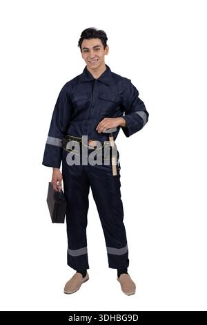 Junger Mann in Uniform posiert vor weißem Hintergrund Stockfoto