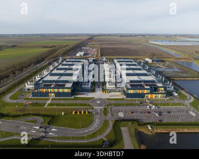 Großer Campus für Rechenzentren, der die Cloud-Computing-Infrastruktur unterstützt Stockfoto