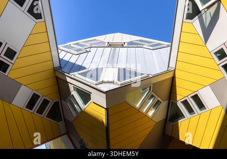 Holland, Cube Houses, eine Reihe innovativer sechseckiger Architektur in Rotterdam Stockfoto