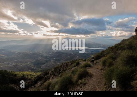 Wandern durch die Sierra de Tejeda, Alcaucin, Andalusien, Spanien Stockfoto