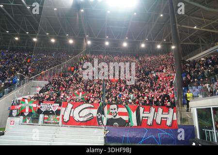Bergamo, Italie. Januar 2026. Anhänger des Athletic Club während der UEFA Champions League, League-Phase, MD7-Fußballspiel zwischen Atalanta BC und Athletic Club am 21. Januar 2026 im Gewiss Stadium in Bergamo, Italien - Foto Alessio Morgese/DPPI Credit: DPPI Media/Alamy Live News Stockfoto