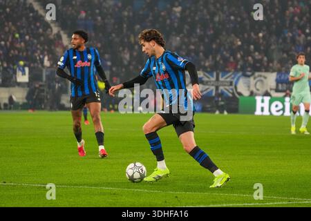 Bergamo, Italie. Januar 2026. Lorenzo Bernasconi während der UEFA Champions League, League-Phase, MD7-Fußballspiel zwischen Atalanta BC und Athletic Club am 21. Januar 2026 im Gewiss Stadium in Bergamo, Italien - Foto Alessio Morgese/DPPI Credit: DPPI Media/Alamy Live News Stockfoto