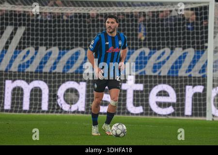 Bergamo, Italie. Januar 2026. Sead Kolasinac während der UEFA Champions League, League-Phase, MD7-Fußballspiel zwischen Atalanta BC und Athletic Club am 21. Januar 2026 im Gewiss Stadium in Bergamo, Italien - Foto Alessio Morgese/DPPI Credit: DPPI Media/Alamy Live News Stockfoto