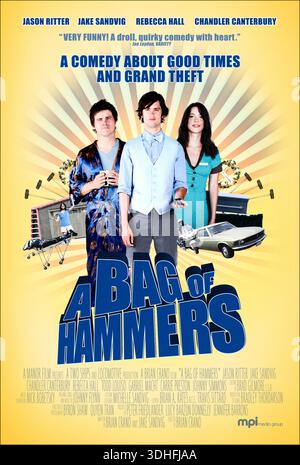 A Bag of Hammers (2011) von Brian Crano mit Jason Ritter, Jake Sandvig und Rebecca Hall. Zwei kleine Betrüger nehmen unerwartet einen vernachlässigten Jungen auf und beginnen ihr zielloses Leben neu zu bewerten. US-Poster NUR FÜR REDAKTIONELLE ZWECKE. Quelle: BFA / MPI Media Group Stockfoto