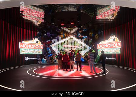 Barcelona, Spanien. Januar 2026. Monopoly Casino und Sportwetten Logo am dritten Tag der ICE Barcelona 2026, ??International Casino Exhibition in der Fira de Barcelona. Quelle: SOPA Images Limited/Alamy Live News Stockfoto