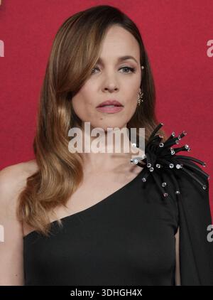 Los Angeles, USA. Januar 2026. Rachel McAdams kommt am Mittwoch, den 21. Januar 2026, bei der SENDE HELP World Premiere der 20th Century Studios im TCL Chinese Theatre in Hollywood, CA. (Foto: Sthanlee B. Mirador/SIPA USA) Credit: SIPA USA/Alamy Live News Stockfoto