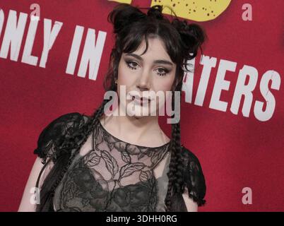 Los Angeles, USA. Januar 2026. Emma Raimi kommt am Mittwoch, den 21. Januar 2026, zur SENDE HELP World Premiere der 20th Century Studios im TCL Chinese Theatre in Hollywood, KALIFORNIEN. (Foto: Sthanlee B. Mirador/SIPA USA) Credit: SIPA USA/Alamy Live News Stockfoto