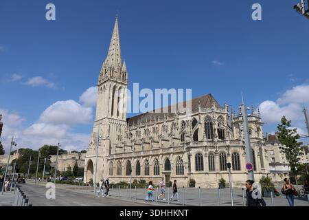 Eglise Saint Pierre, église de style gothique, vue de l'extérieur, ville de Caen, Département du Calvados, Normandie, Frankreich Stockfoto