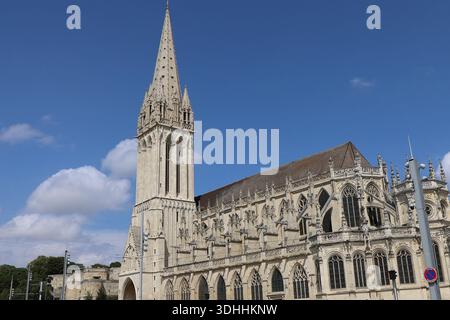 Eglise Saint Pierre, église de style gothique, vue de l'extérieur, ville de Caen, Département du Calvados, Normandie, Frankreich Stockfoto