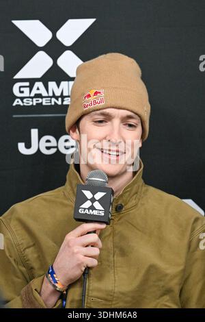 Aspen, Colorado, USA. Januar 2026. SCOTTY JAMES spricht während der Eröffnungspressekonferenz. Athleten aus aller Welt treten bei den X Games 2026 an, die im Buttermilk Mountain in Aspen, Colorado, stattfinden. (Kreditbild: © Kai River Kanzer/ZUMA Press Wire) NUR REDAKTIONELLE VERWENDUNG! Nicht für kommerzielle ZWECKE! Stockfoto