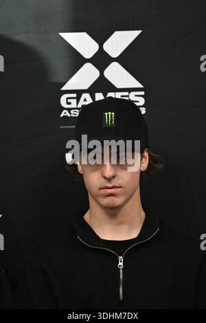 Aspen, Colorado, USA. Januar 2026. LUCA HARRINGTON spricht während der Eröffnungspressekonferenz. Athleten aus aller Welt treten bei den X Games 2026 an, die im Buttermilk Mountain in Aspen, Colorado, stattfinden. (Kreditbild: © Kai River Kanzer/ZUMA Press Wire) NUR REDAKTIONELLE VERWENDUNG! Nicht für kommerzielle ZWECKE! Stockfoto
