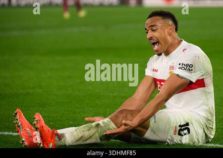 Rom, Italien. Januar 2026. Jamie Leweling aus Stuttgart reagiert beim Fußballspiel der UEFA Europa League 2025/2026 zwischen AS Roma und VfB Stuttgart im Stadio Olimpico in Rom (Italien) am 22. Januar 2026. Quelle: Insidefoto/Alamy Live News Stockfoto
