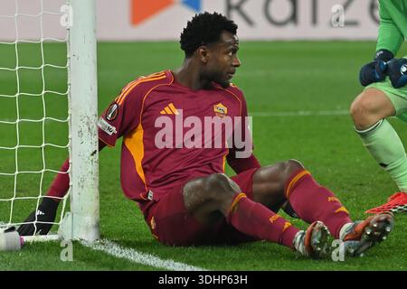 Rom, Italien. Januar 2026. Evan Ndicka von AS Roma während des Europa-League-Spiels zwischen AS Roma und VfB Stuttgart im Olimpico-Stadion in Rom, Italien, 22. Januar 2026 Mattia Vian Credit: Independent Photo Agency/Alamy Live News Stockfoto