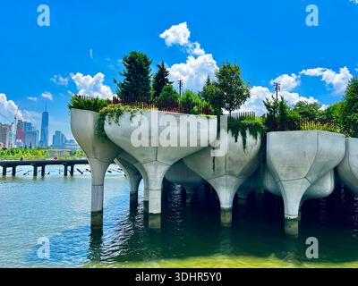 Little Island Park am Pier 55, Lower Manhattan, New York City, NY, USA. Stockfoto