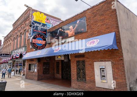Memphis Tennessee - 7. April 2024: Die Jerry Lawler Bar in Memphis Tennessee an der Beale Street Stockfoto