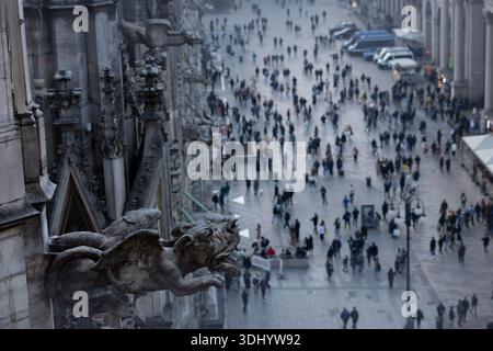 (260124) -- MAILAND, 24. Januar 2026 (Xinhua) -- dieses Foto vom 20. Februar 2024 zeigt einen Blick auf die Straße vom Mailänder Dom in Mailand, Italien. Die Olympischen Winterspiele Mailand-Cortina 2026 finden vom 6. Bis 22. Februar statt. (Xinhua/Li Jing) Stockfoto