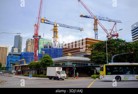 River Peaks 1&2 eine neue erschwingliche HDB-Wohnsiedlung in einer erstklassigen Lage von Jalan Besar MRT in Singapur, Asien, in der Bauphase Stockfoto