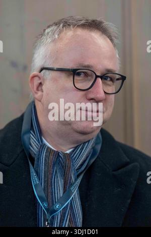 KITZBÜHEL, OESTERREICH 24. JAENNER: Das Bild zeigt den oesterreichischen Comedy-Autor Peter Klien waehrend der VIP-Gaeste beim FIS Alpinen Skiweltcup Herren-Abfahrt in Kitzbühel am 24. Januar 2026 in Kitzbühel, OESTERREICH, TIROL. KITZBÜHEL, ÖSTERREICH - 24. JANUAR: Bild zeigt den österreichischen Comedyautor Peter Klien. Während der VIP-Gäste während der FIS Alpine Ski World Cup Herren Abfahrt in Kitzbühel bei KITZBÜHEL am 24. Januar 2026 in Kitzbühel, ÖSTERREICH, TIROL. Copyright: XIBEX.agencyx xKlausxPressbergerx Stockfoto
