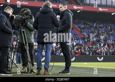 ROTTERDAM - Feyenoord-Trainer Robin van Persie vor dem niederländischen Eredivisie-Spiel zwischen Feyenoord und Heracles Almelo im Feyenoord Stadium de Kuip am 25. Januar 2026 in Rotterdam, Niederlande. PIETER STAM DE JONGE / ANP Stockfoto