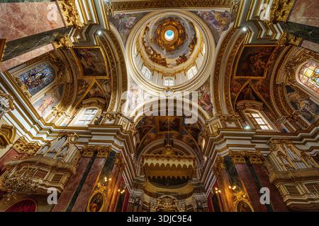 barocke Kuppel, die als Meisterwerk von Lorenzo Gafà gilt, St. Paul's Cathedral (Il-Katidral Metropolitan ta' San Pawl), 12. Jahrhundert, Mdina, Rep Stockfoto