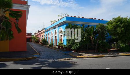 Farbenfrohe Kolonialhäuser in Old San Juan, Puerto Rico Stockfoto