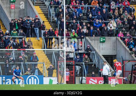 25. Januar 2025: SuperValu Páirc Uí Chaoimh, Cork, Irland, Allianz Hurling League: Cork (3–25) – Waterford (1–17); Declan Dalton of Cork erzielt ein Spiel Stockfoto