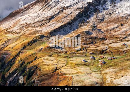 Grindelwald zuerst, Schweiz Herbstblick in Bergtäler. Stockfoto