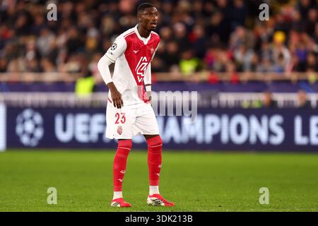 Monaco, Fürstentum Monaco. Januar 2026. Aladji Bamba vom AS Monaco FC sieht beim Spiel der UEFA Champions League Phase MD8 zwischen AS Monaco und Juventus FC am 28. Januar 2025 im Stade Louis II in Monaco, Fürstentum Monaco, an. Quelle: Marco Canoniero/Alamy Live News Stockfoto