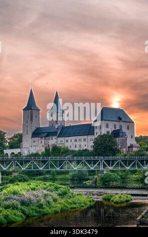 Schloss Rochlitz 07.08.2025 Rochlitz, Sörnziger Weg im Foto: Schloss Rochlitz Rochlitz Sachsen Deutschland *** Schloss Rochlitz 07 08 2025 Rochlitz, Sörnziger Weg im Foto Schloss Rochlitz Schloss Rochlitz Sachsen Deutschland Copyright: XEHLxMedia/MichelxKöhlerx 20250807 schloss-rochlitz 3 Stockfoto