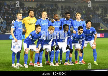 Genk, Belgien. Januar 2026. Genks Spieler wurden vor einem Fußballspiel zwischen der belgischen Fußballmannschaft KRC Genk und der schwedischen Malmö FF in Genk am Donnerstag, den 29. Januar 2026, am 8. Tag der League-Phase des Turniers der UEFA Europa League, in Genk dargestellt. BELGA FOTO JILL DELSAUX Credit: Belga News Agency/Alamy Live News Stockfoto