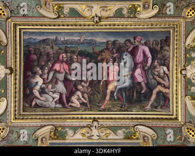 Dieses Deckenfresko zeigt die triumphale Rückkehr Cosimo des Älteren durch Giorgio Vasari und Marco Marchetti da Faenza im Palazzo Vecchio in Floren Stockfoto