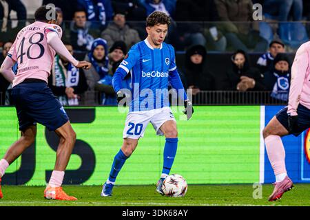 Genk, Belgien. Januar 2026. GENK, BELGIEN - 29. JANUAR: Konstantinos Karetsas von KRC Genk dribbelt am 29. Januar 2026 in Genk, Belgien, während der UEFA Europa League 2025/26 League Phase MD8 Spiel zwischen KRC Genk und Malmö FF in der Cegeka Arena. (Foto von Gabriel Calvino Alonso/BSR Agency) Credit: BSR Agency/Alamy Live News Stockfoto