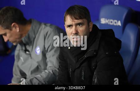 Sabadell, Barcelona, Spanien. 30. Januar 2026. Barcelona Spanien 30.01.2026 Trainer von Eduardo Coudet (Deportivo Alaves) sieht während der La Liga EA Sports zwischen Espanyol und Deportivo Alaves am 30. Januar 2026 in Barcelona im RCDE-Stadion. (Kreditbild: © Xavi Urgeles/ZUMA Press Wire) NUR REDAKTIONELLE VERWENDUNG! Nicht für kommerzielle ZWECKE! Quelle: ZUMA Press, Inc./Alamy Live News Stockfoto