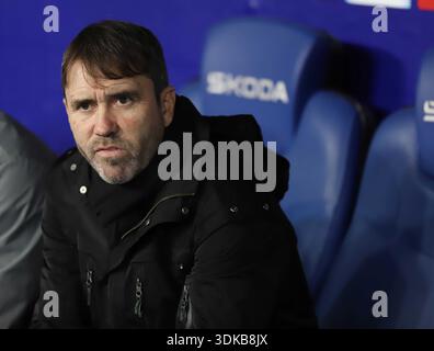 Sabadell, Barcelona, Spanien. 30. Januar 2026. Barcelona Spanien 30.01.2026 Eduardo Coudet Coach (Deportivo Alaves) Gesten während der La Liga EA Sports zwischen Espanyol und Deportivo Alaves im RCDE-Stadion am 30. Januar 2026 in Barcelona. (Kreditbild: © Xavi Urgeles/ZUMA Press Wire) NUR REDAKTIONELLE VERWENDUNG! Nicht für kommerzielle ZWECKE! Quelle: ZUMA Press, Inc./Alamy Live News Stockfoto