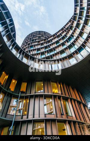 Axel Towers (Axeltorv), Kopenhagen, Dänemark, Zeitgenössische Gekrümmte Architektur, Low Angle View Stockfoto