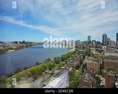 Blick auf die Skyline von Boston und den Charles River Stockfoto