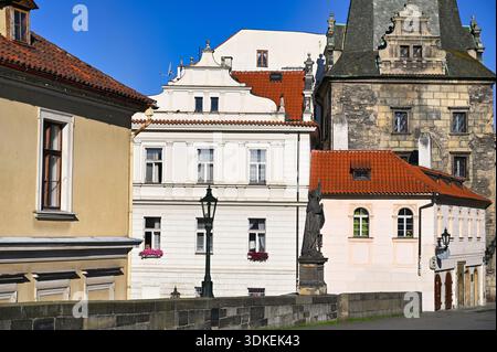 Altstadt Prag Gebäude und Türme in der Nähe der Karlsbrücke, Tschechische republik Stockfoto