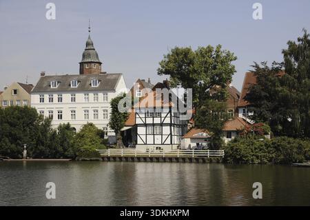 Binnenhafen, Hafen, Häuserreihe, Wiebke-Kruse-Turm, Glueckstadt, Binnenhafen, Haus, Häuser, Turm, Wahrzeichen, Koenigshof, Elbe, Schleswig-Holstei Stockfoto