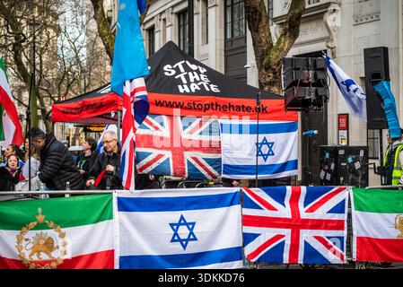 Gemeinsamer Protest von Juden und Iranern, organisiert von Stop the Hate and Stand Up for Iran in Aldwych, London, UK, 31. Januar 2026 Stockfoto