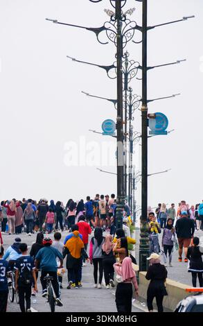 Pekanbaru, Indonesien - 28. September 2025: Die Menschenmassen am autofreien Tag am sonntag Stockfoto