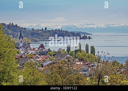 Sipplingen am Bodensee mit der Martinskirche Stockfoto